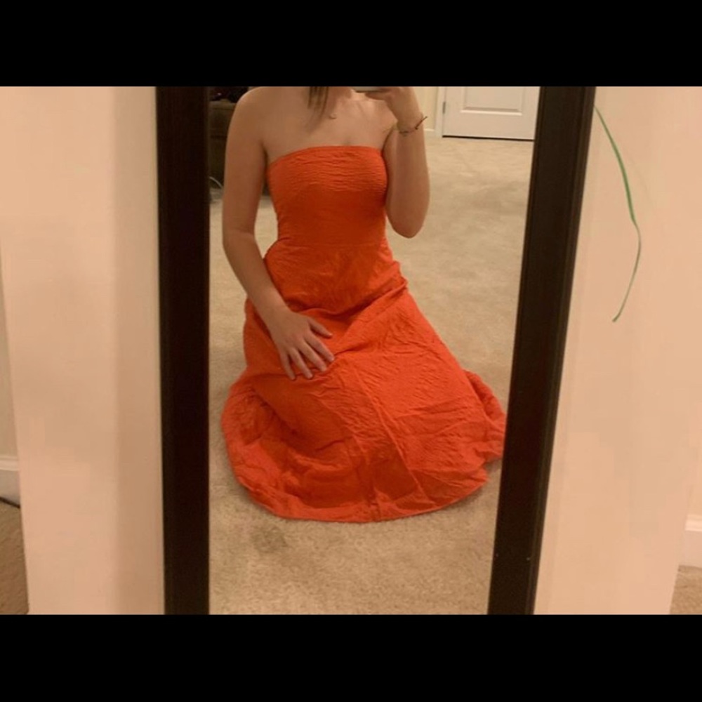 Super cute and comfy burnt orange dress!